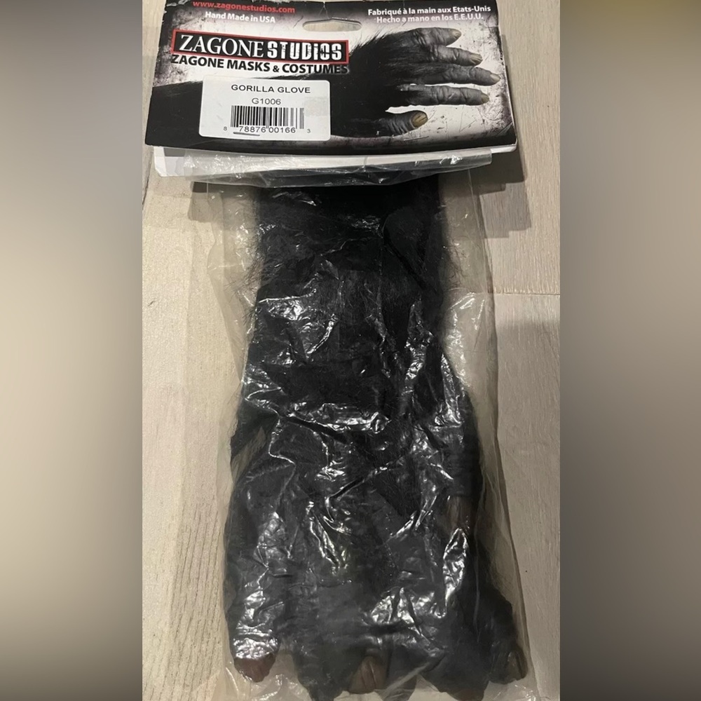 Zagone Studios Gorilla Monkey Ape Costume Hands Gloves Unopened Never Used New